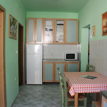Apartment Green *